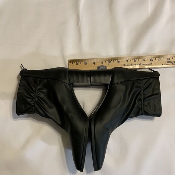 True comfort foam size 12 black zippered booties NWOT - Picture 3 of 10